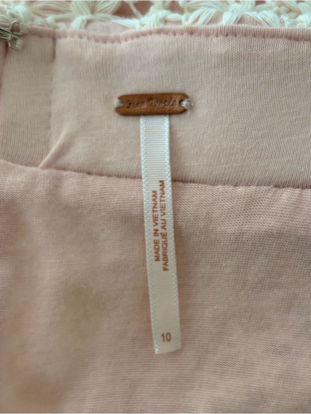 Free People Cream & Blush Honeycomb Crochet Midi Skirt, SZ 10 - Picture 9 of 9